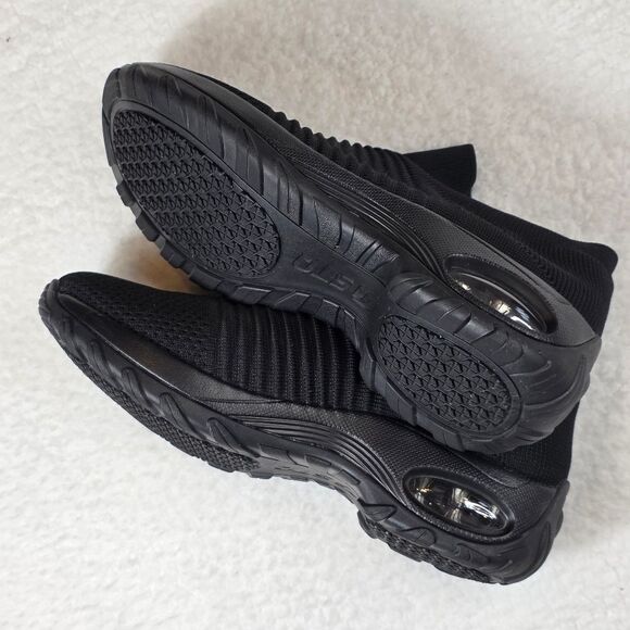 HKR Black Knitted Slip-On Sneakers with Ribbed Texture Size 9 - Picture 7 of 17